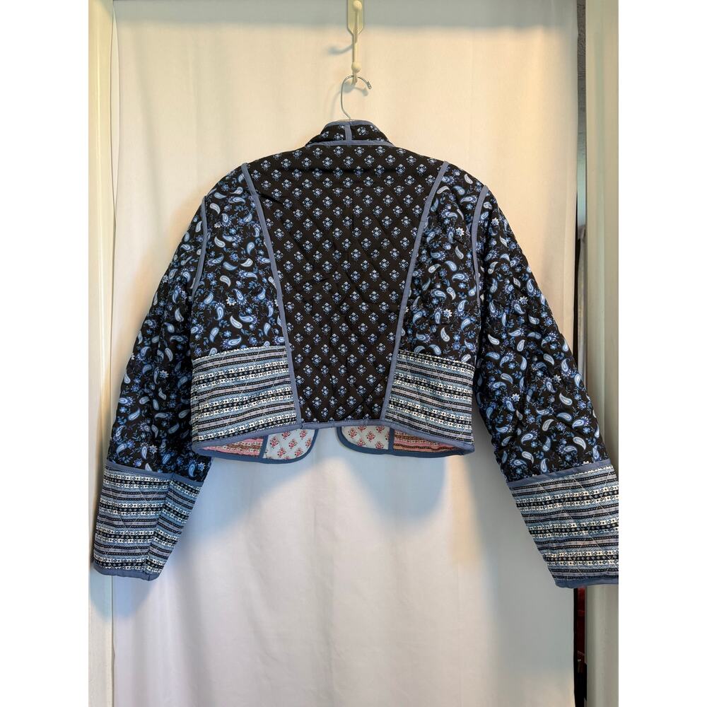 Perbai | Women's Reversible Floral Cropped Quilted Jacket-M - Picture 4 of 5